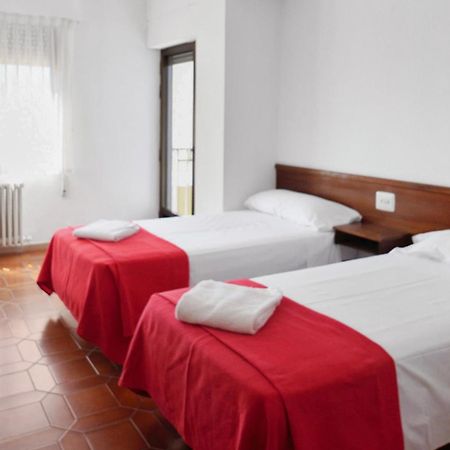 Hostal La Torre Benicàssim Dış mekan fotoğraf