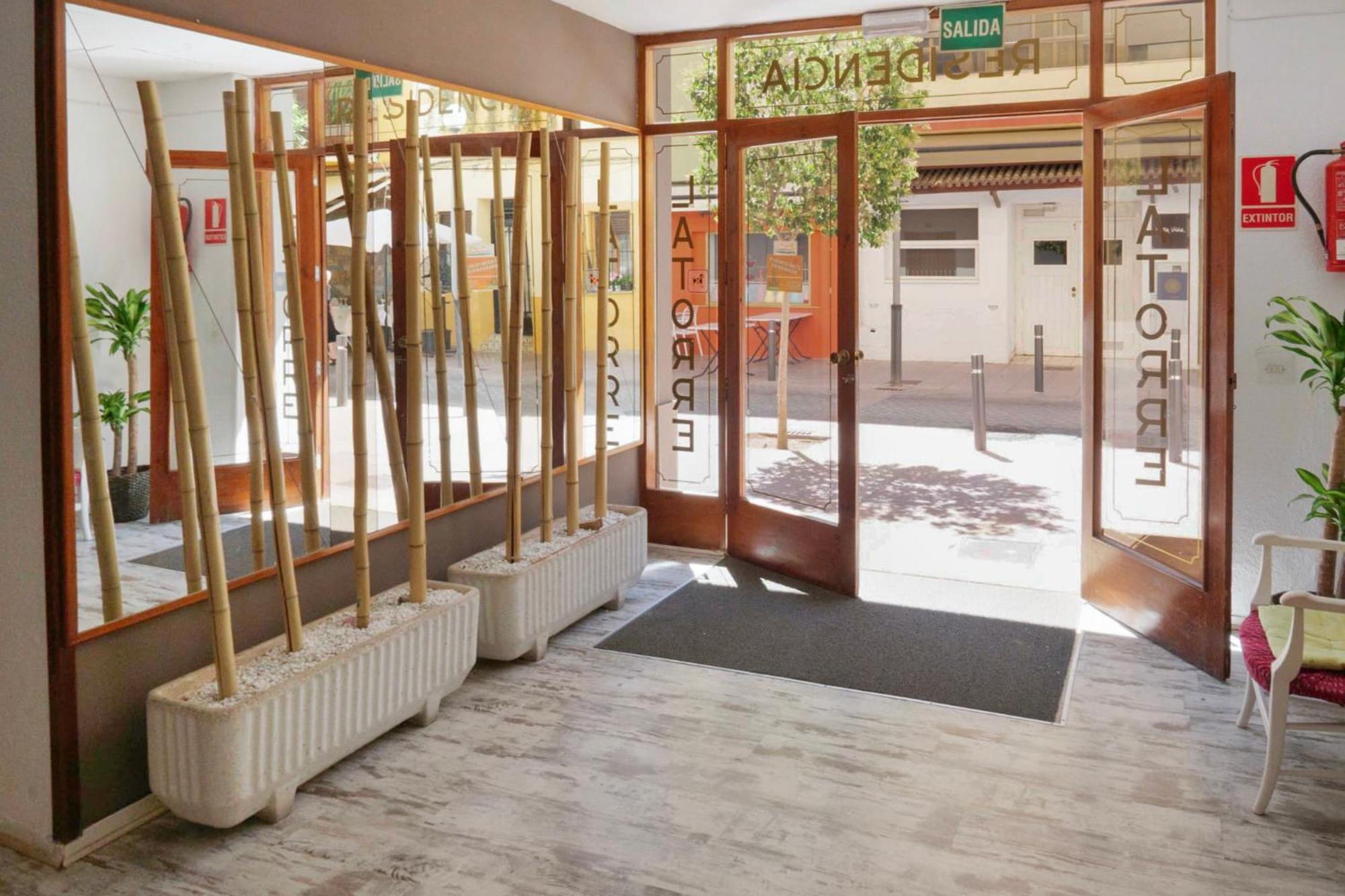 Hostal La Torre Benicàssim Dış mekan fotoğraf
