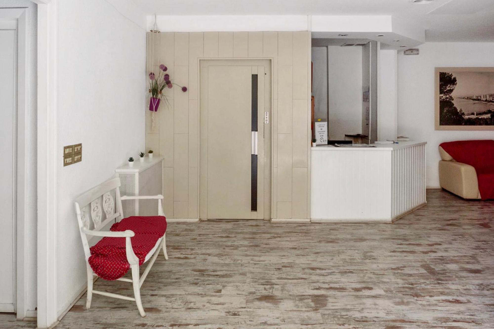 Hostal La Torre Benicàssim Dış mekan fotoğraf